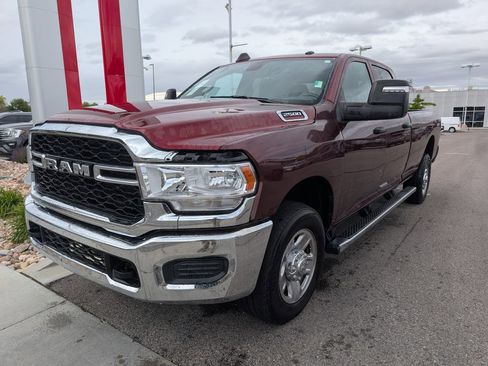 Used 2024 RAM 2500 Tradesman w/ Chrome Appearance Group AWD/4WD image 2