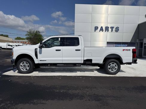 New 2026 Ford F350 XLT w/ 360-Degree Camera Package AWD/4WD image 6