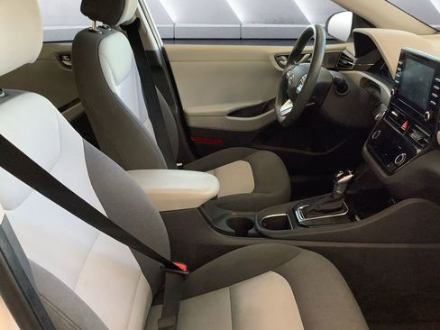 Used 2020 Hyundai Ioniq Blue image 13