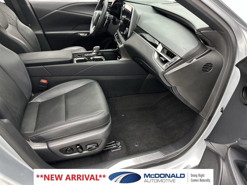 Used 2024 Lexus RX 350 AWD w/ Technology Package image 24