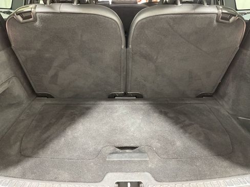 Used 2016 Volvo XC90 T6 Momentum image 4