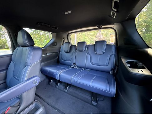 New 2026 INFINITI QX80 Autograph w/ Premium Cargo Package image 32