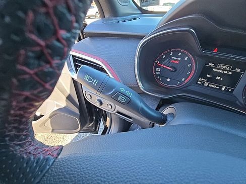 Used 2023 Chevrolet TrailBlazer RS w/ Convenience Package image 14