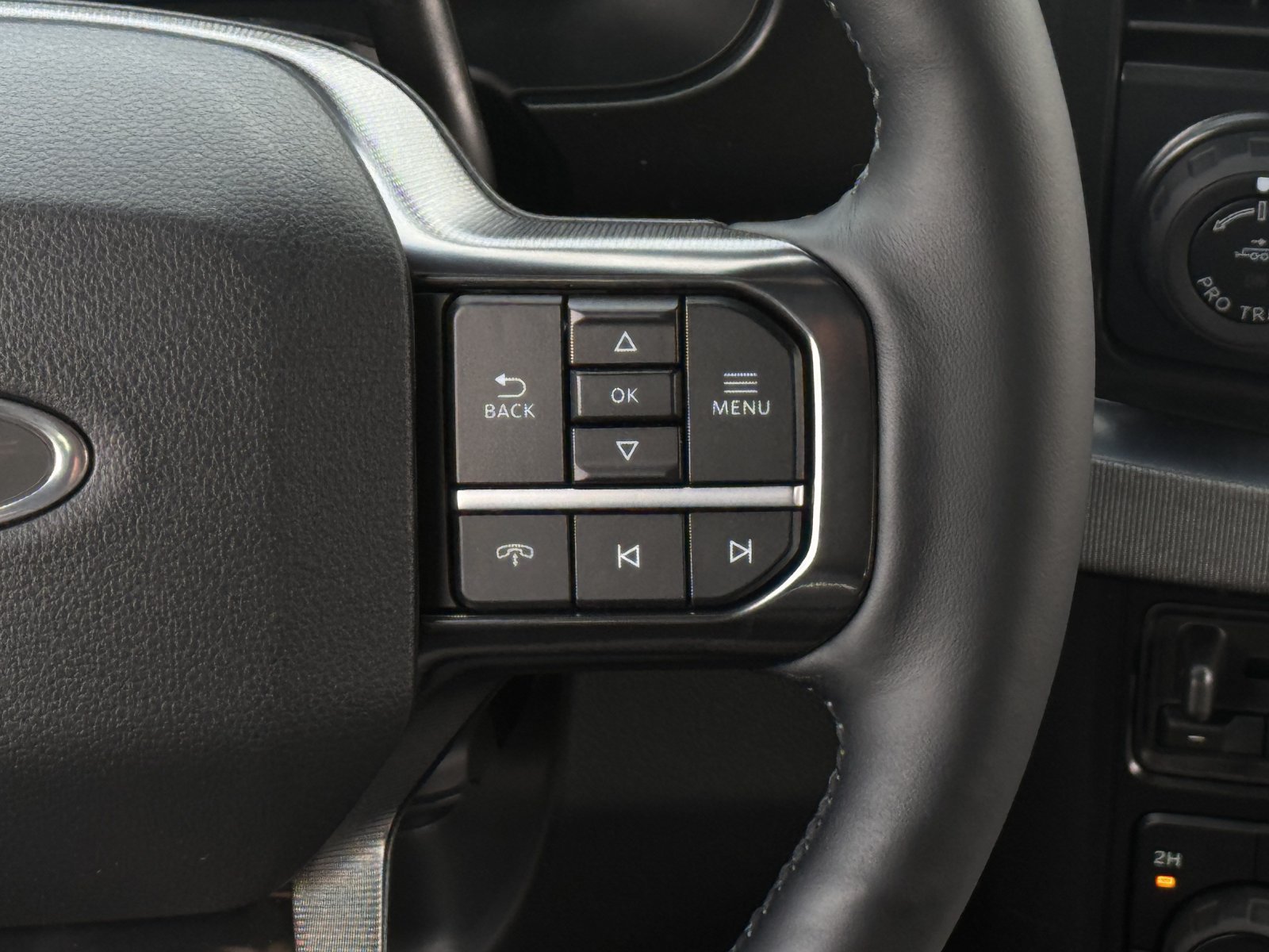 New 2026 Ford F250 Platinum AWD/4WD image 16