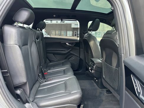 Used 2018 Audi Q7 3.0T Premium Plus w/ Premium Plus Package AWD/4WD image 23