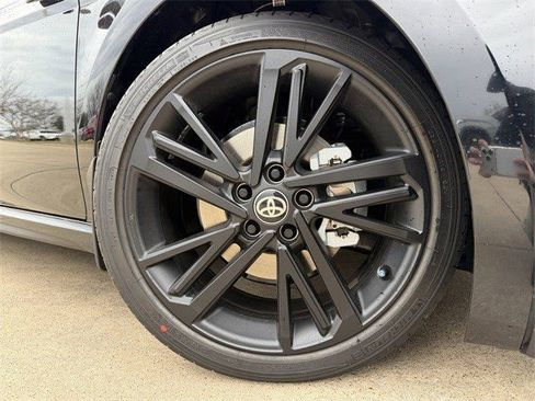 New 2026 Toyota Camry Hybrid image 10