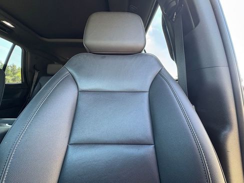 Used 2022 Chevrolet Tahoe LT image 14