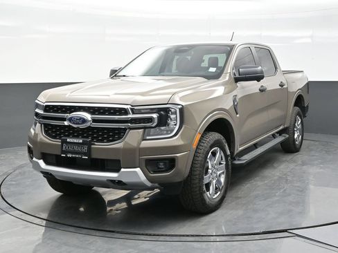 Used 2025 Ford Ranger XLT AWD/4WD image 2