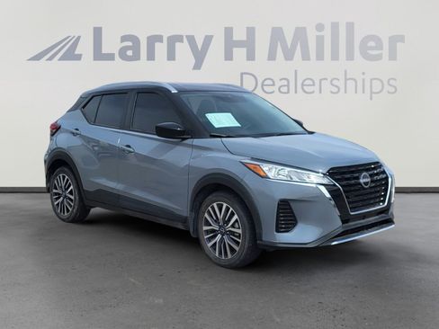 Used 2024 Nissan Kicks SV image 7