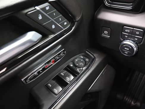 Used 2022 GMC Sierra 1500 AT4X image 24