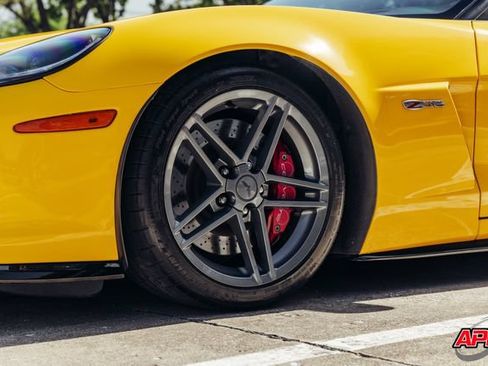 Used 2008 Chevrolet Corvette Z06 w/ Preferred Equipment Group RWD image 44