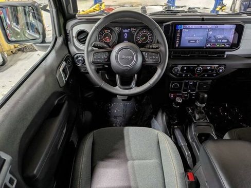 Used 2024 Jeep Wrangler Unlimited Sport AWD/4WD image 16