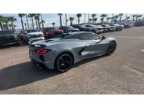 Used 2024 Chevrolet Corvette Stingray Premium Conv w/ Z51 Performance Package RWD image 2
