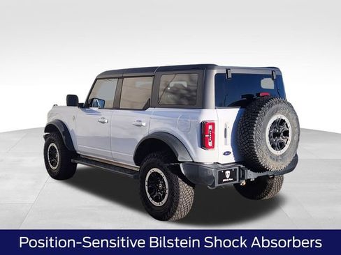 Certified 2023 Ford Bronco Outer Banks w/ Sasquatch Package image 8