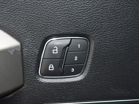 Used 2020 Ford F150 Lariat w/ Equipment Group 502A Luxury image 16