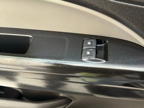 Used 2018 Chevrolet Colorado W/T image 23