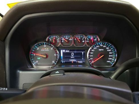 Used 2018 Chevrolet Silverado 1500 LTZ Z71 w/ LTZ Plus Package image 19