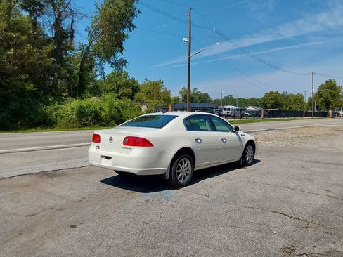 Used 2008 Buick Lucerne CXL w/ Driver Confidence Package FWD image 6
