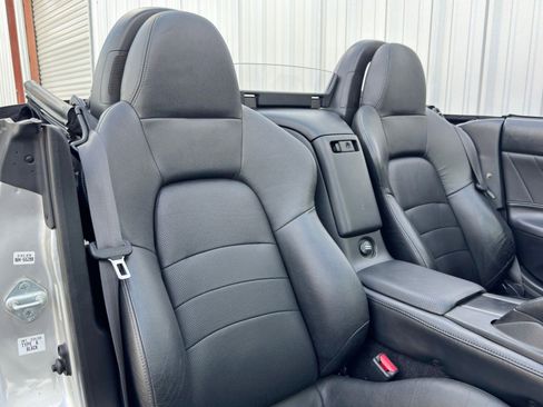 Used 2006 Honda S2000 image 24