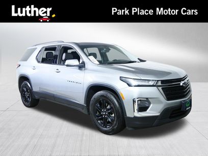 Used 2023 Chevrolet Traverse LT w/ Midnight/Sport Edition