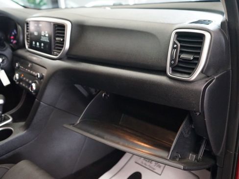 Used 2022 Kia Sportage LX image 40