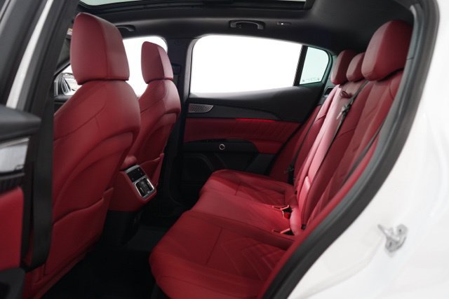 Used 2025 Maserati Grecale Modena AWD/4WD image 31