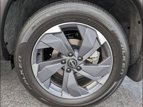 Used 2026 Nissan Rogue SV w/ SV Premium Package image 20