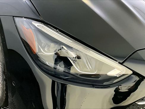 New 2026 Mercedes-Benz C 300 4MATIC Sedan image 16