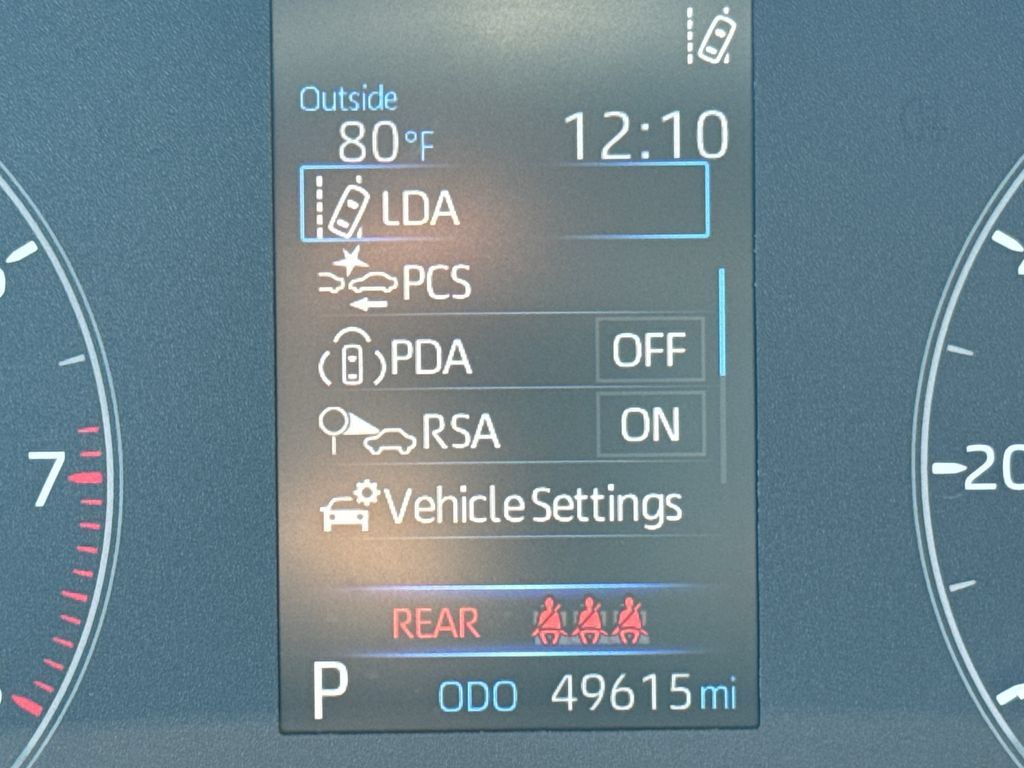 Used 2024 Toyota Corolla LE FWD image 18