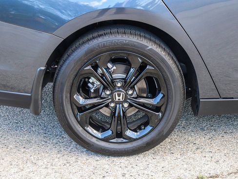 Certified 2025 Honda Accord SE image 11