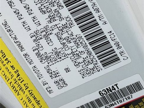 Used 2017 Toyota Tacoma SR5 w/ Tow Package image 10