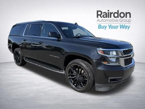 Used 2018 Chevrolet Suburban LT AWD/4WD image 1