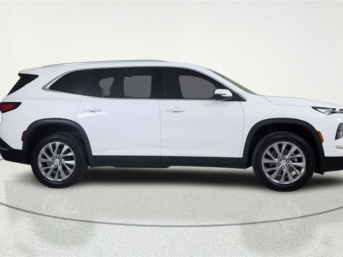 Used 2026 Buick Enclave Preferred FWD image 6