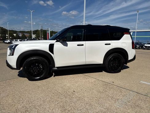 New 2026 Nissan Armada PRO-4X w/ Captain's Chari Seat Package image 15