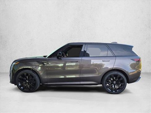 Used 2024 Land Rover Range Rover Sport Dynamic SE AWD/4WD image 8