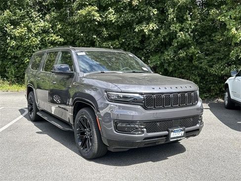 New 2025 Jeep Wagoneer L Series II w/ Premium Group I image 1