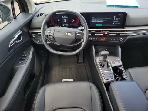 Certified 2026 Kia Sportage EX FWD image 7