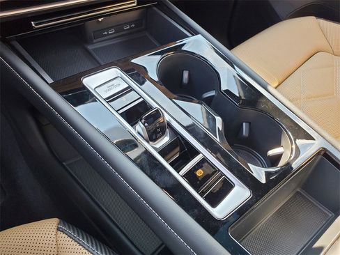 New 2026 Volkswagen Atlas Cross Sport SE image 10