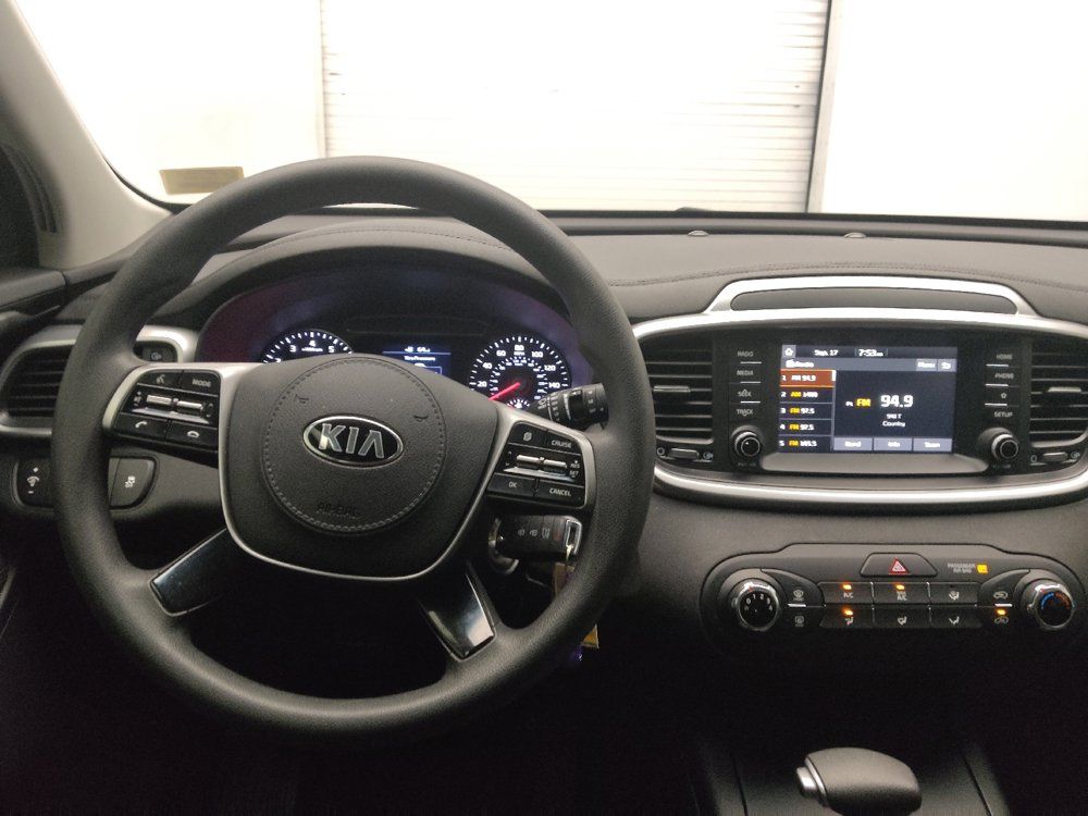 Used 2019 Kia Sorento L FWD image 22