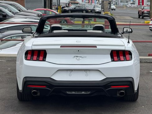 Used 2024 Ford Mustang Premium RWD image 25