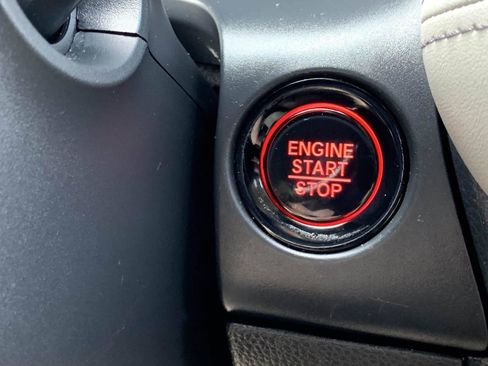 Certified 2025 Honda HR-V EX-L image 25