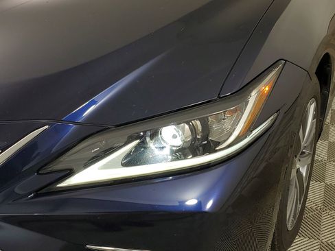 Used 2020 Lexus ES 350 350 w/ Premium Package image 16