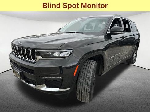 Used 2023 Jeep Grand Cherokee L Limited AWD/4WD image 5