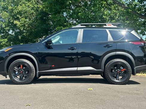 New 2026 Nissan Rogue SV AWD/4WD image 5