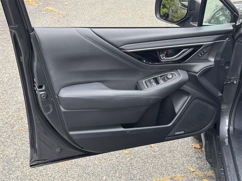 Used 2023 Subaru Outback Limited image 15