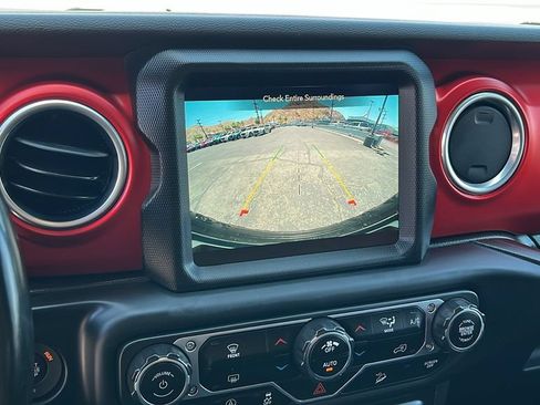 Used 2021 Jeep Wrangler Unlimited Rubicon AWD/4WD image 19