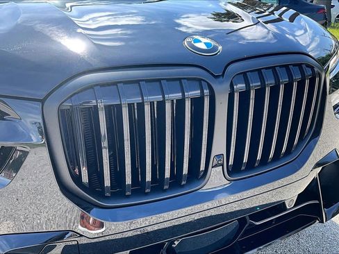 Used 2026 BMW X7 xDrive40i w/ M Sport Package AWD/4WD image 28
