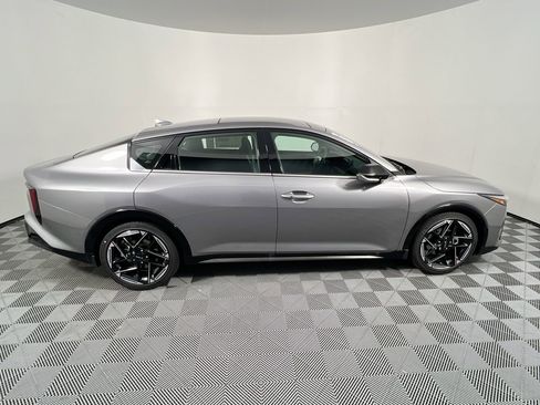 New 2026 Kia K4 GT-Line FWD image 2
