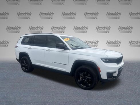 Used 2025 Jeep Grand Cherokee L Limited w/ Luxury Tech Group II AWD/4WD image 2