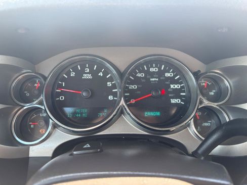 Used 2013 Chevrolet Silverado 1500 LT RWD image 2